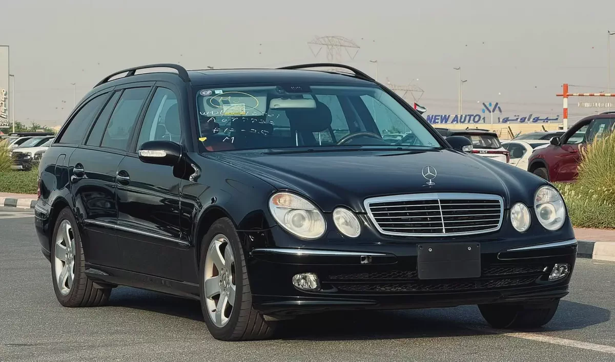 Pristine 2005 Mercedes-Benz E-Class E 500 | Japanese Specs | Low Mileage-3-3