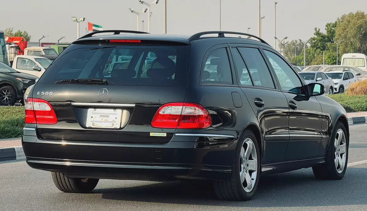 Pristine 2005 Mercedes-Benz E-Class E 500 | Japanese Specs | Low Mileage-4-4