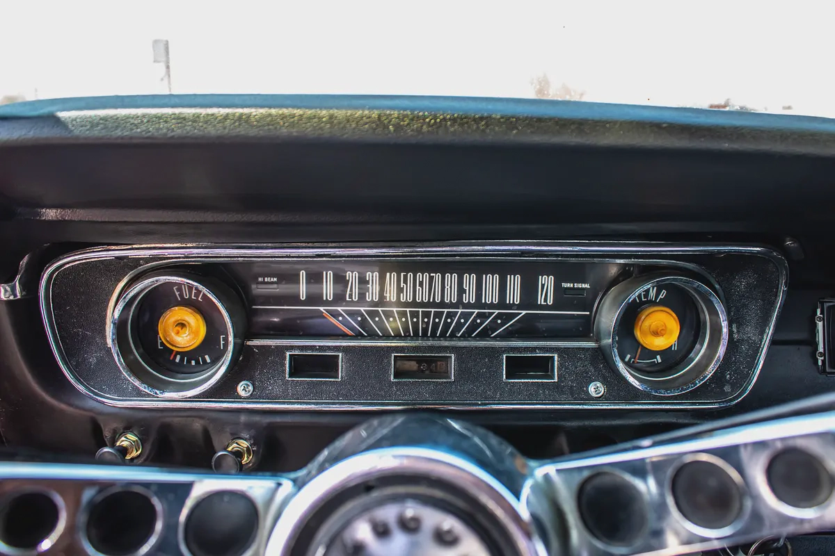Ford Mustang CLASSIC - 1965 - Ford Mustang (289) - JAPAN IMPORT -LOW MILEAGE-5-5