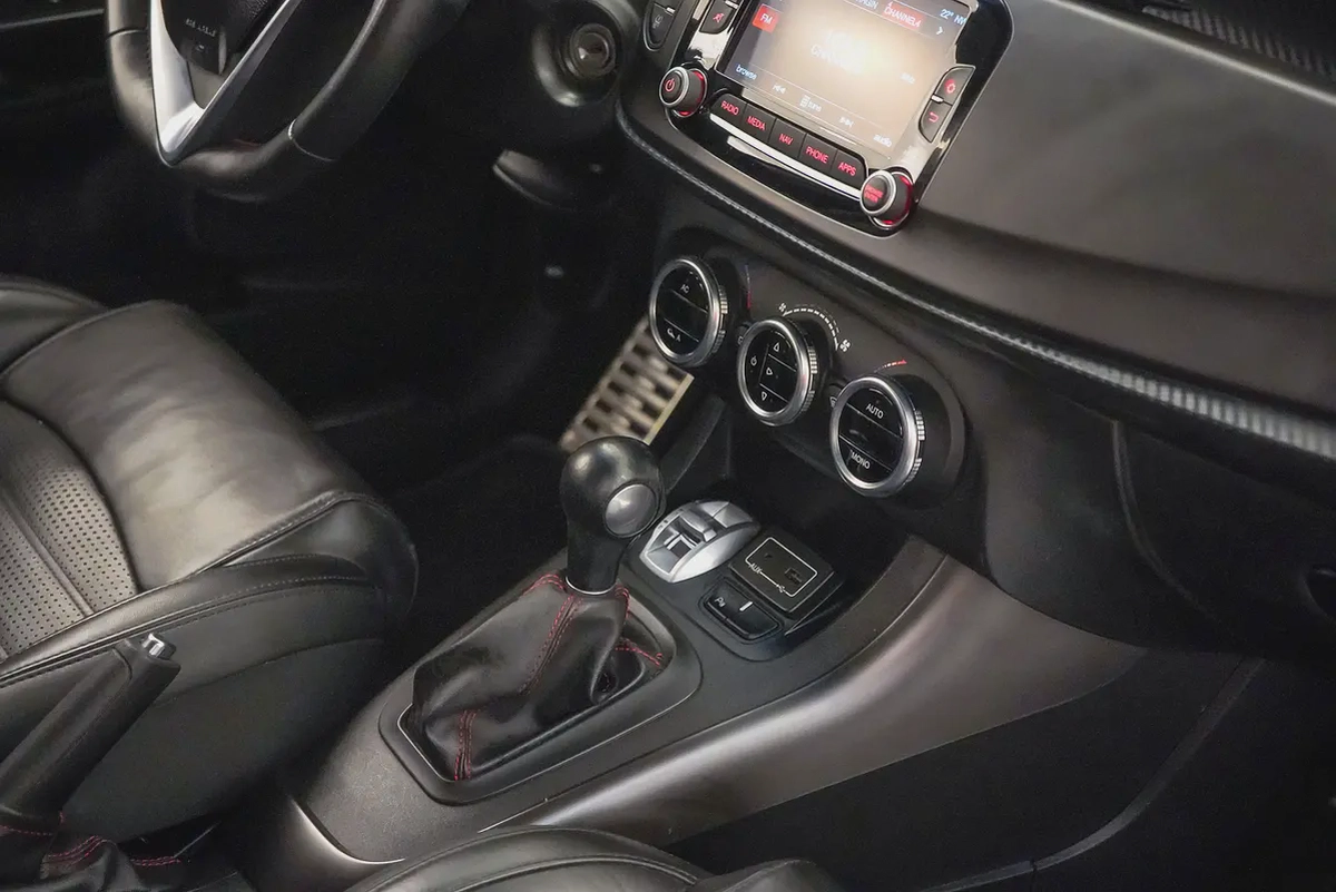 AED 548 PM | ALFA ROMEO GIULIETTA VELOCE  2021 | UNDER AGENCY WARRANTY JUNE 2026 | GCC-16-16