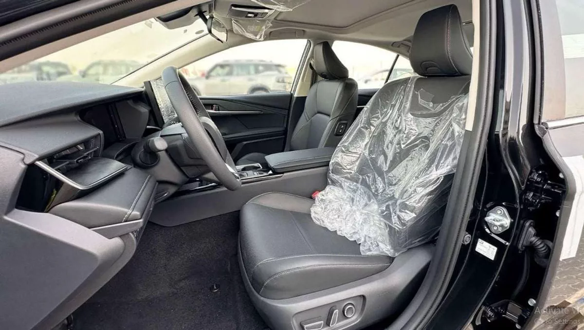 Toyota Camry XLE HEV Luxury 2.0L Chinese Version Automatic High Specs-1-0