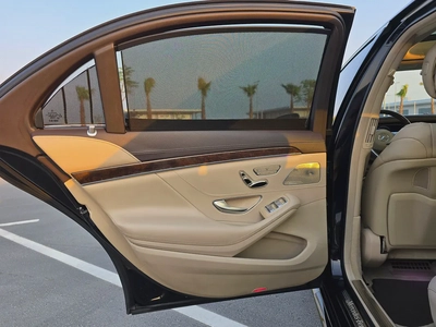 Mercedes-Benz S-Class S 560 2018 - American Specs-12