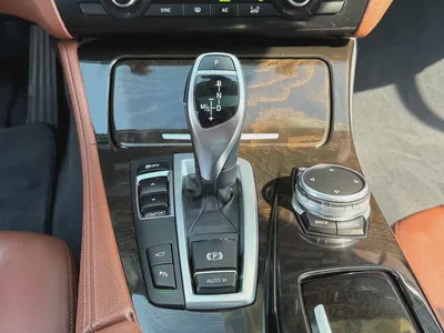 Original Paint | 2015 BMW 5-Series 528i GCC Specs-9