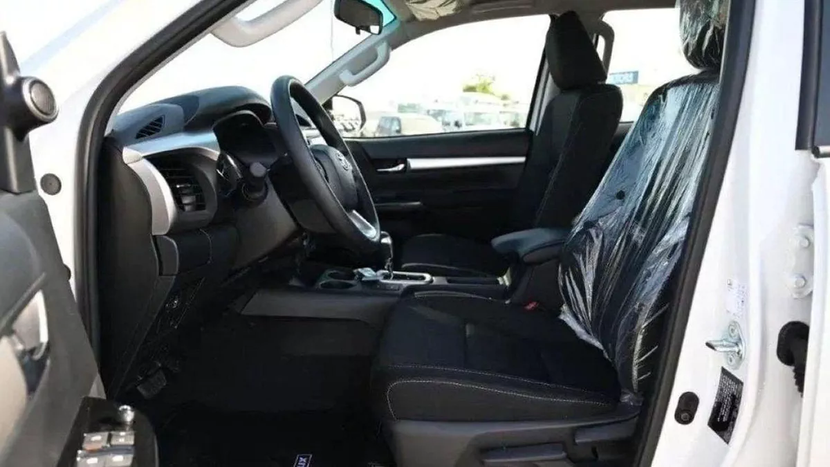Toyota Hilux SGLX DC TRD 4.0L AWD-5-0