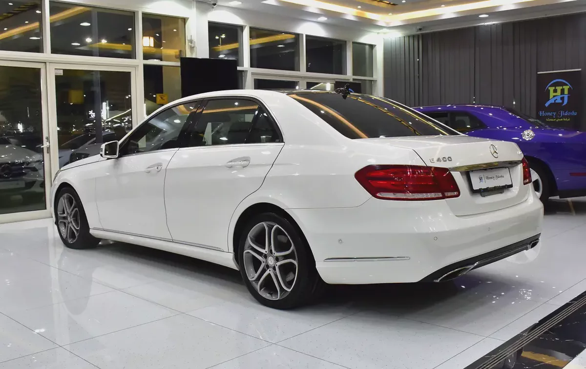 EXCELLENT DEAL for our Mercedes Benz E400 Hybrid ( 2014 Model ) in White Color Japanese Specs-6-6