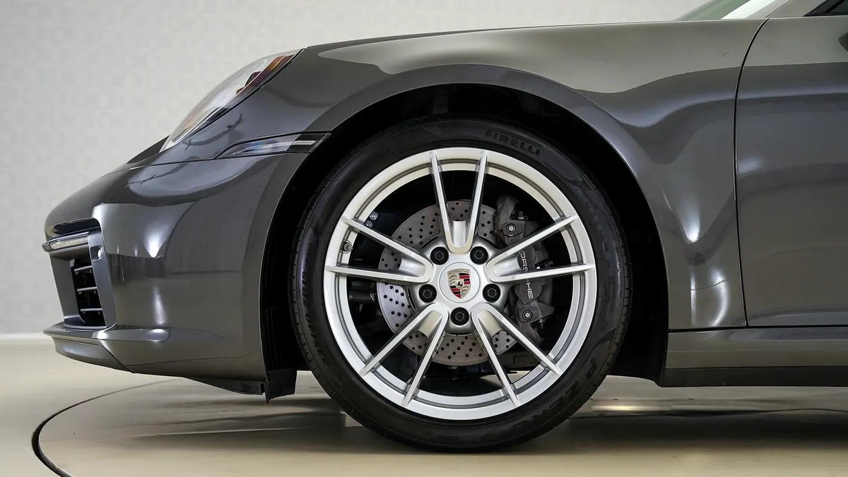 Porsche Carrera / 911 Targa 4-7-7