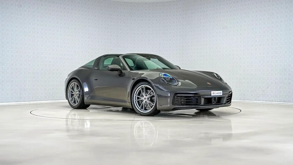 Porsche Carrera / 911 Targa 4