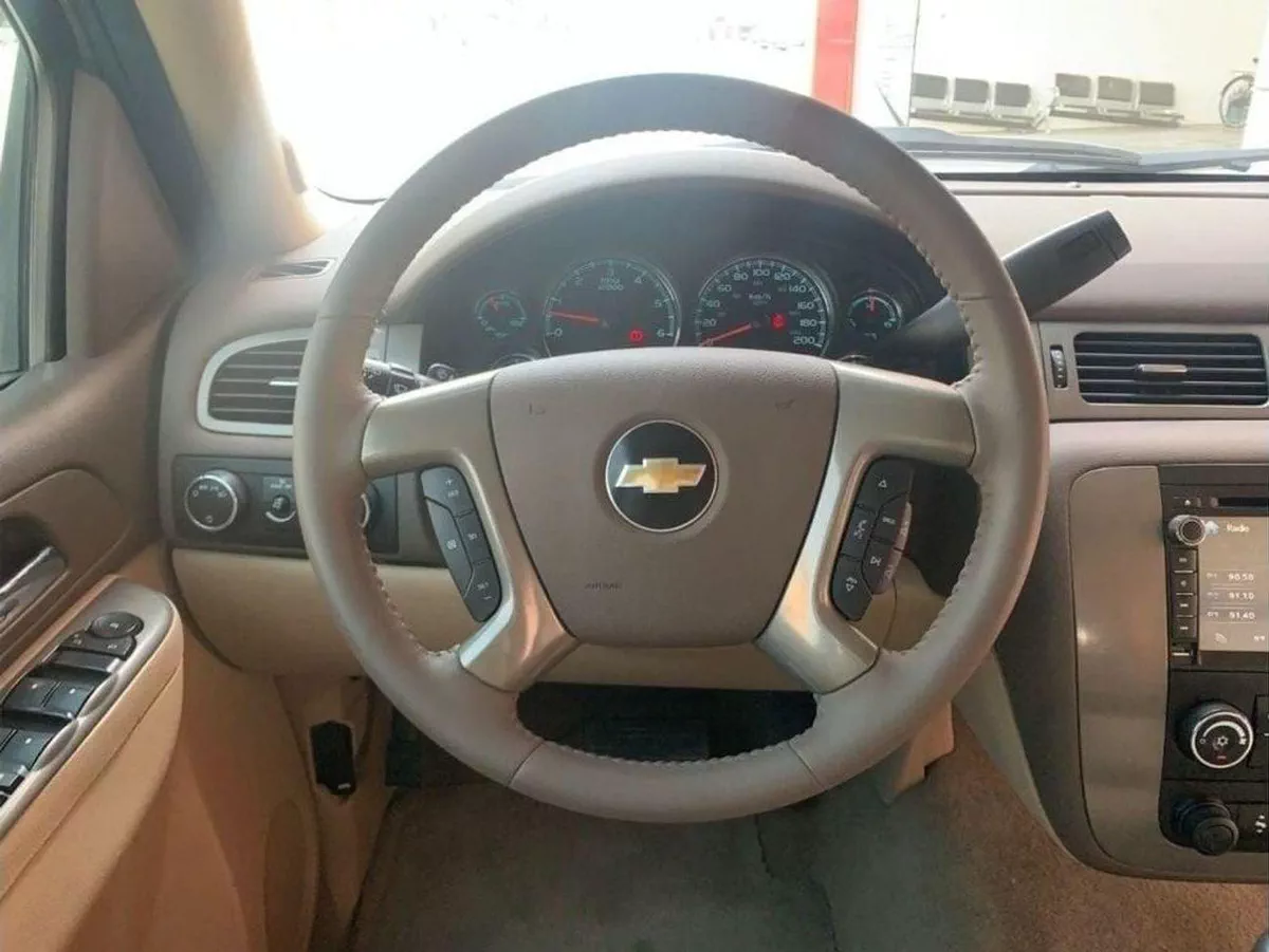 Chevrolet Tahoe LS LT 5.3L-8CYL - EXCELLENT CONDITION-9-0