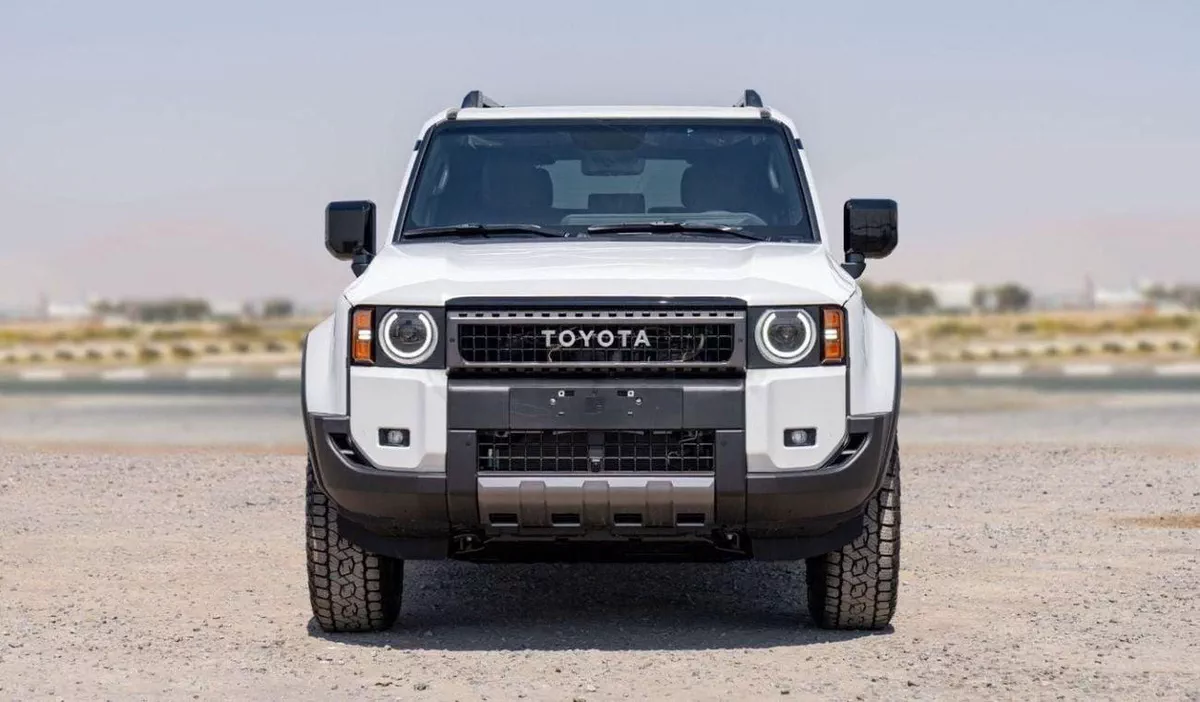 Toyota Prado ADVENTURE 1ST EDITION TOYOTA PRADO 250 2.8D AT FIRST EDITION MY2024 – WHITE-1-0