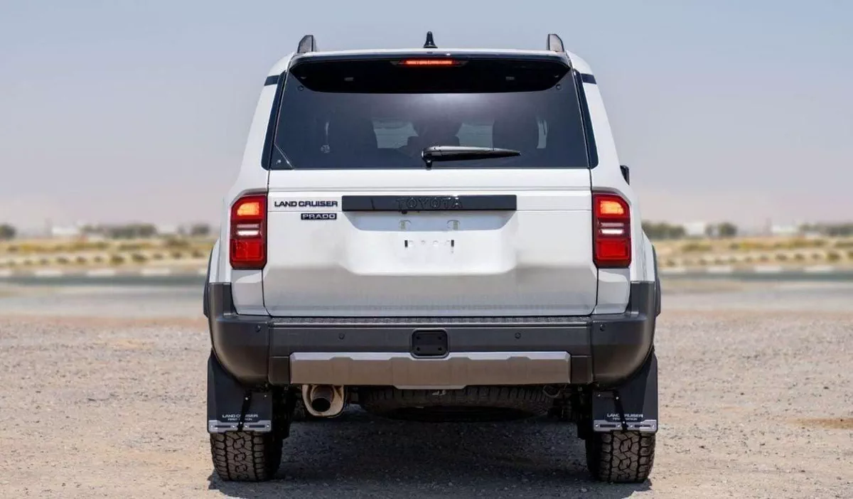 Toyota Prado ADVENTURE 1ST EDITION TOYOTA PRADO 250 2.8D AT FIRST EDITION MY2024 – WHITE-4-0