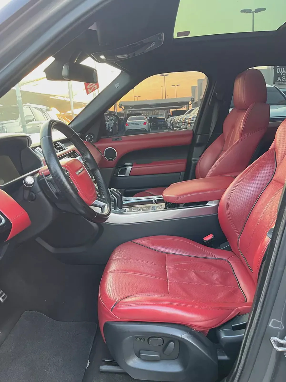 رنج روفر 2014 محول SVRنظيف Land Rover Range Rover Sport HSE S 2014 - GCC Specs - Well Maintained-10-10
