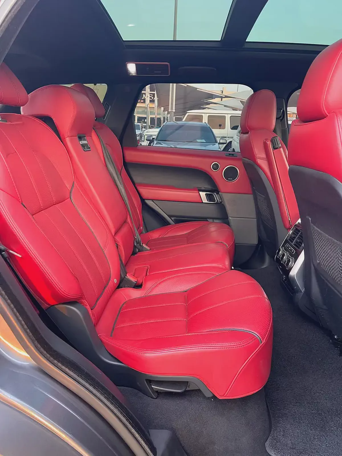 رنج روفر 2014 محول SVRنظيف Land Rover Range Rover Sport HSE S 2014 - GCC Specs - Well Maintained-14-14