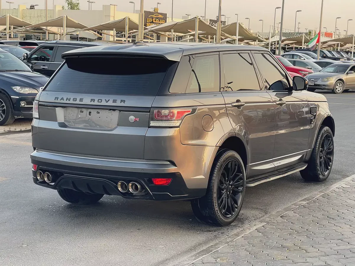 رنج روفر 2014 محول SVRنظيف Land Rover Range Rover Sport HSE S 2014 - GCC Specs - Well Maintained-5-5