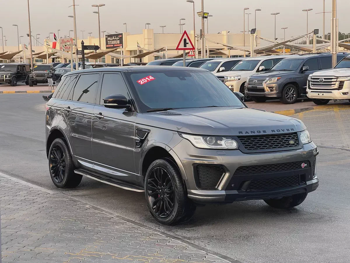 رنج روفر 2014 محول SVRنظيف Land Rover Range Rover Sport HSE S 2014 - GCC Specs - Well Maintained-7-7