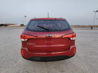 Kia Sorento 2014 GCC 4 Cylinder Immaculate Prestine Clean Condition 7 Seater SUV Perfect For Family-19