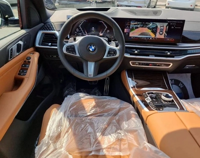 BMW X5 xDrive40i Luxury M Sport Package 3.0L xDrive 40i M Sport Under Warranty & Service 2025 GCC-11