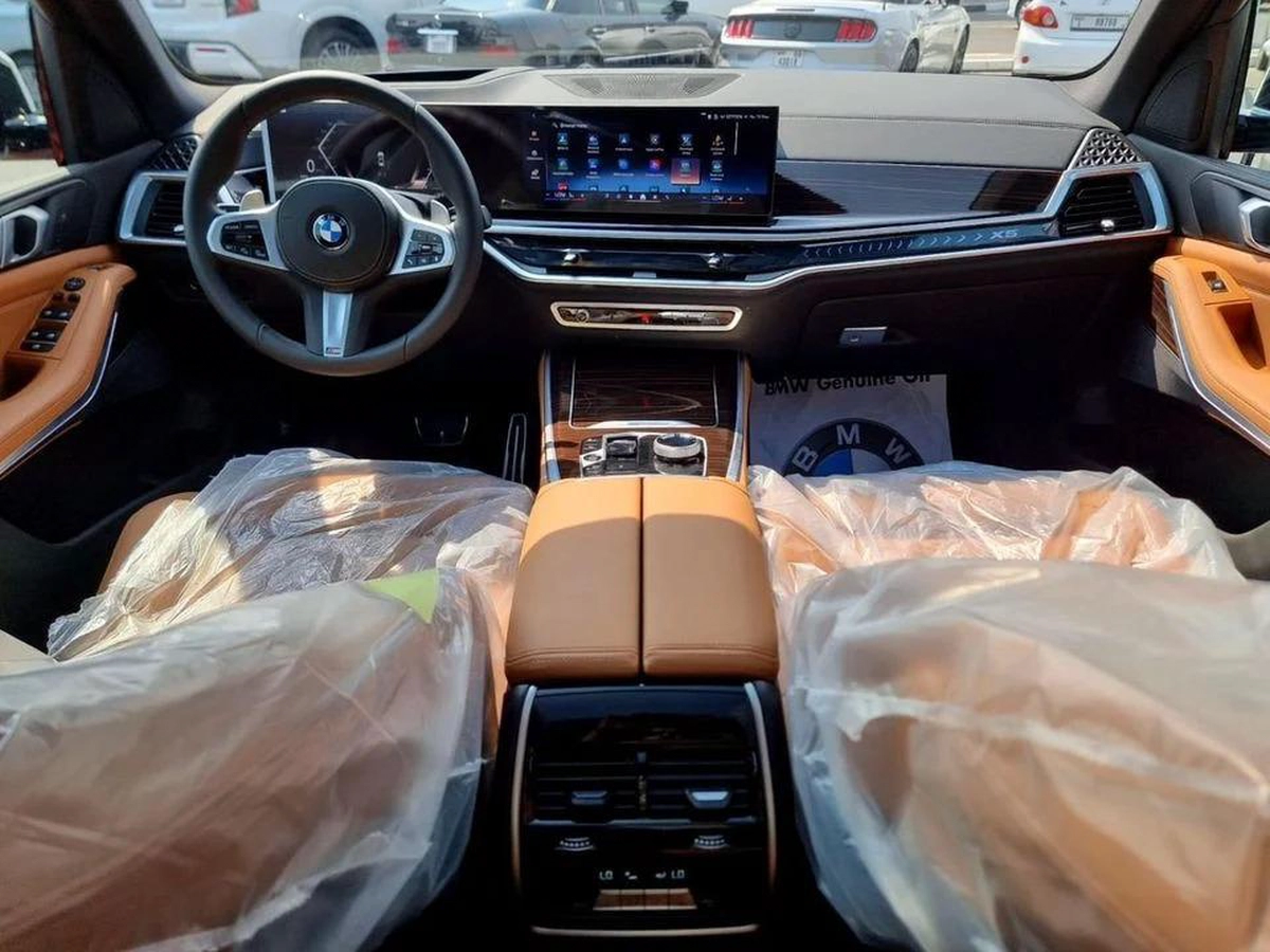 BMW X5 xDrive40i Luxury M Sport Package 3.0L xDrive 40i M Sport Under Warranty & Service 2025 GCC-6-6