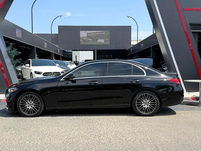 2022 Mercedes-Benz C300 - American Specs - Excellent Condition!-14