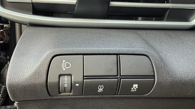 HYUNDAI ELANTRA 1.5 CHINESE SPECS 2025 MODEL FULL OPTION-22