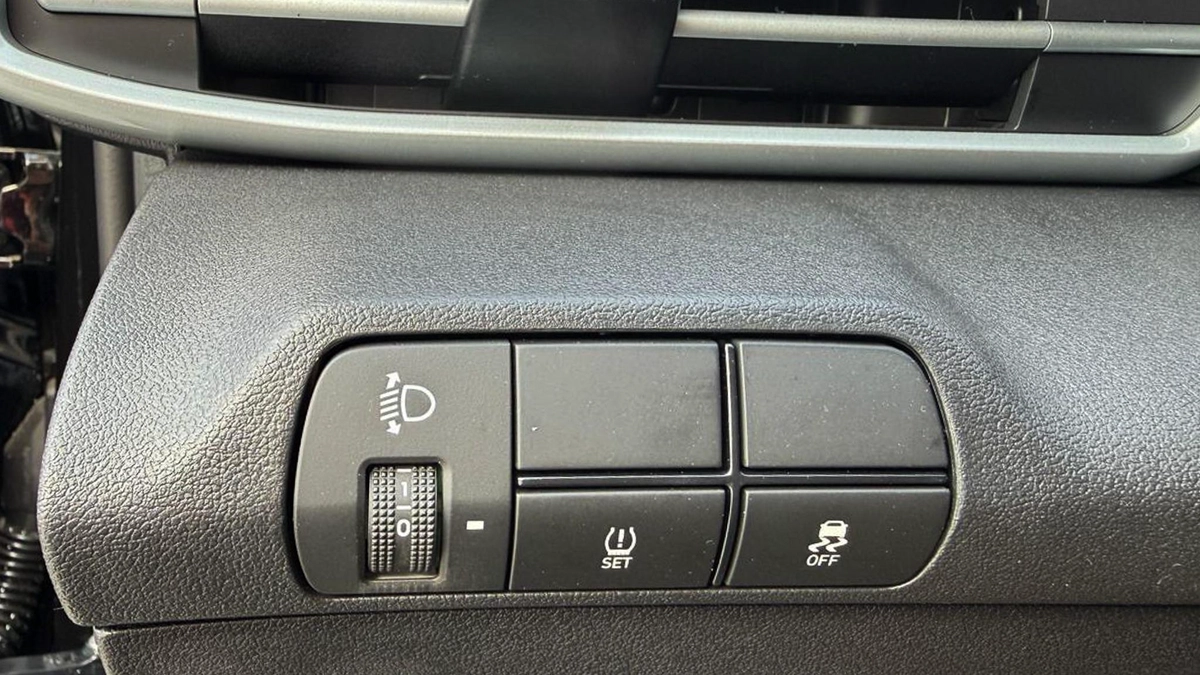 HYUNDAI ELANTRA 1.5 CHINESE SPECS 2025 MODEL FULL OPTION-22-22