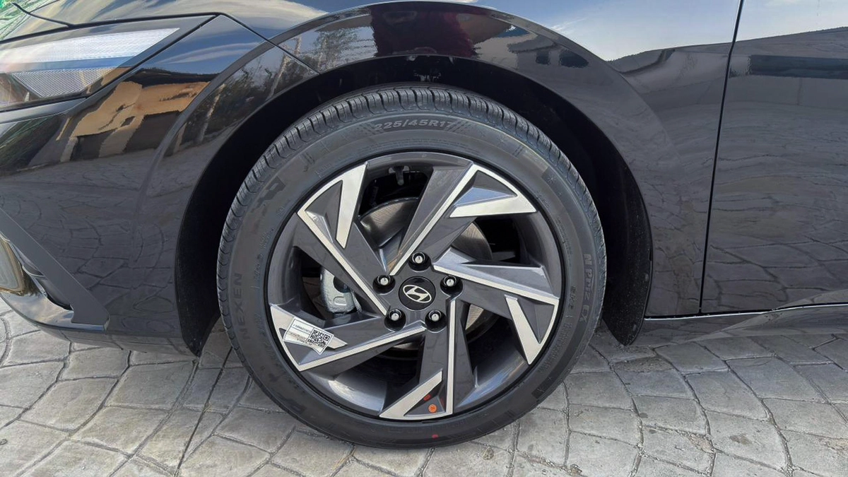 HYUNDAI ELANTRA 1.5 CHINESE SPECS 2025 MODEL FULL OPTION-10-10