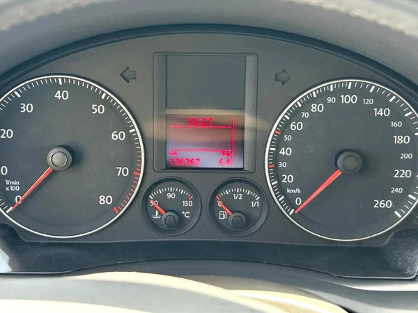 VOLKSWAGEN | POLO | 2005 | ONLY : 126362 KM | CLEAN TITLE | JAPAN IMPORT