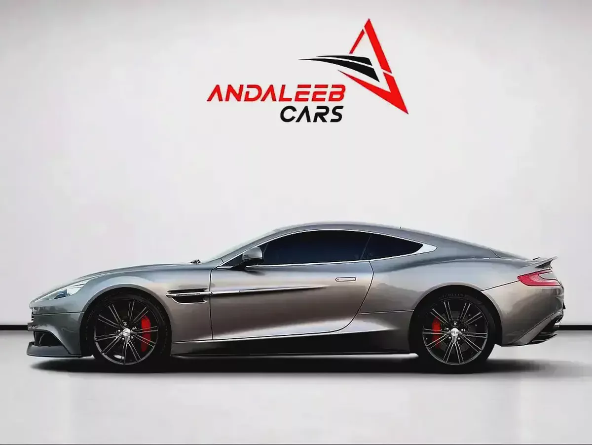 RARE FULL CARBON SPEC | GCC CAR | V12 ENGINE | 2014-9-9