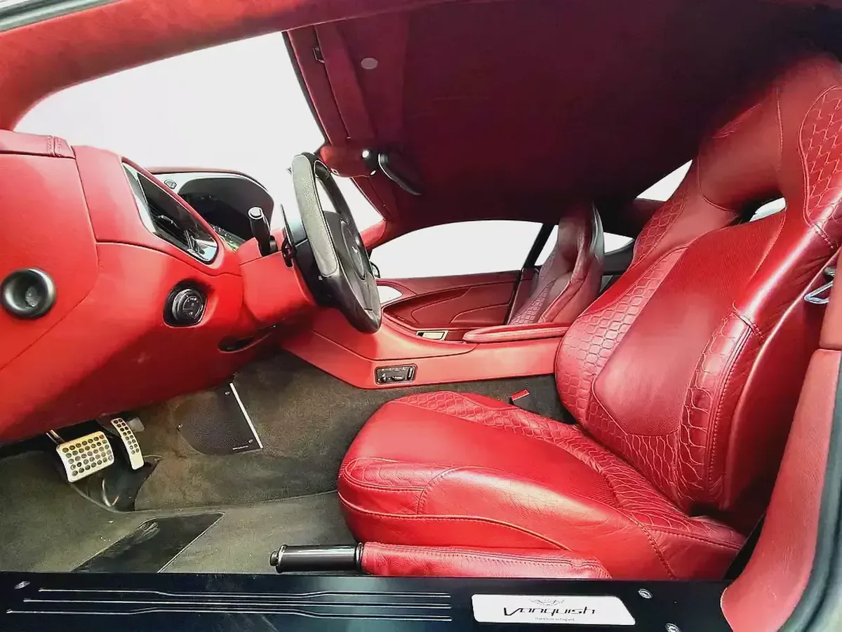 RARE FULL CARBON SPEC | GCC CAR | V12 ENGINE | 2014-17-17