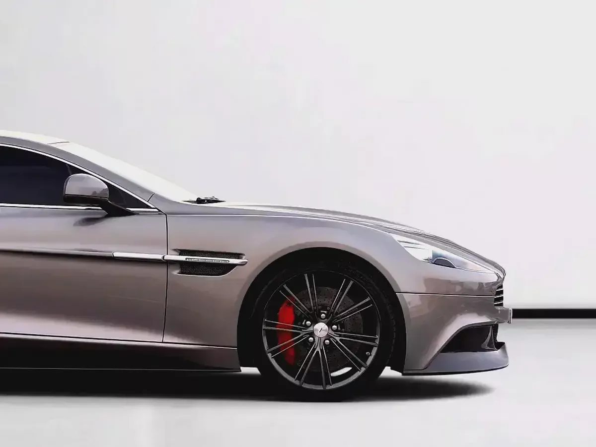 RARE FULL CARBON SPEC | GCC CAR | V12 ENGINE | 2014-8-8