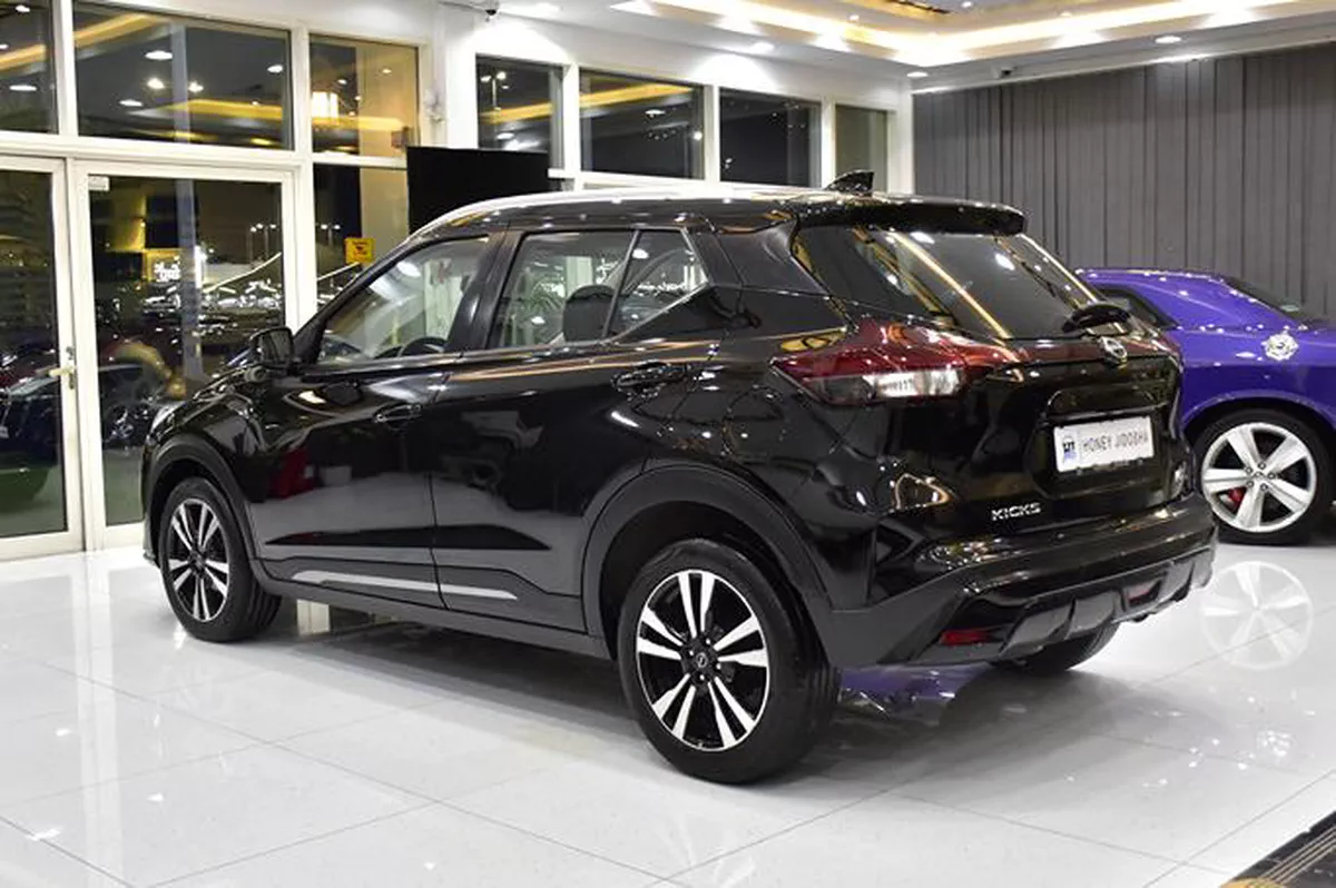 Nissan Kicks ( 2024 Model ) in Black Color GCC Specs-5-5