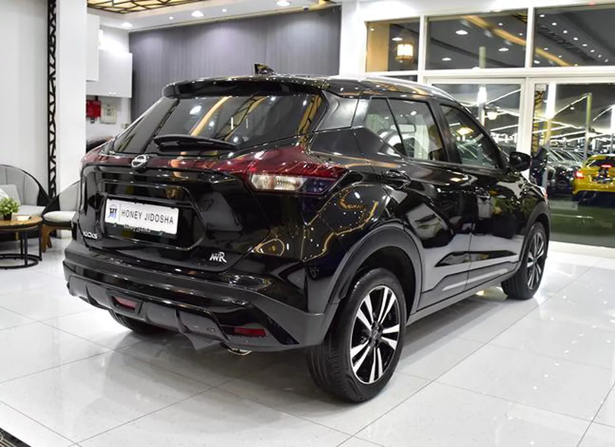 Nissan Kicks ( 2024 Model ) in Black Color GCC Specs-3-3