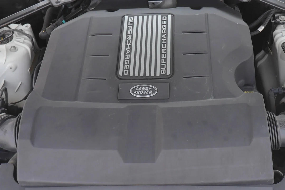 Land Rover Range Rover 2015-5-5