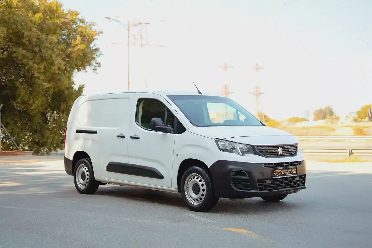 Peugeot Partner | Delivery Van | GCC Specs | Ref#P34218-1-1