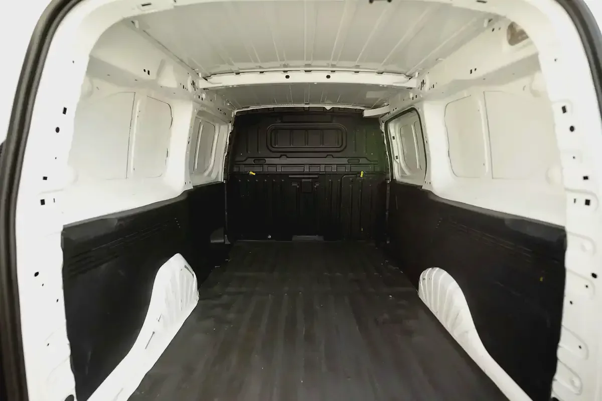 Peugeot Partner | Delivery Van | GCC Specs | Ref#P34218-6-6