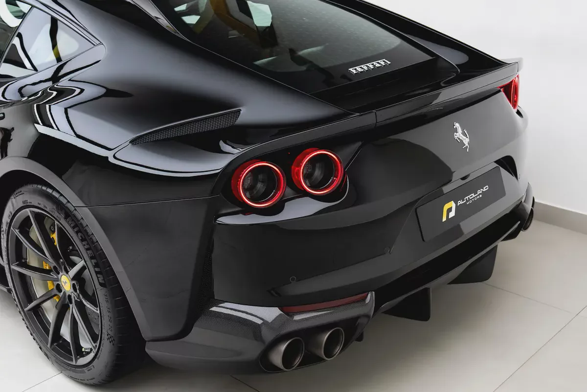 2019 FERRARI 812 SUPERFAST | GCC SPECS | LOW MILEAGE-12-12