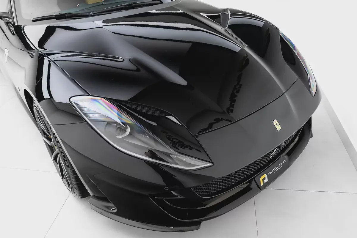 2019 FERRARI 812 SUPERFAST | GCC SPECS | LOW MILEAGE-13-13