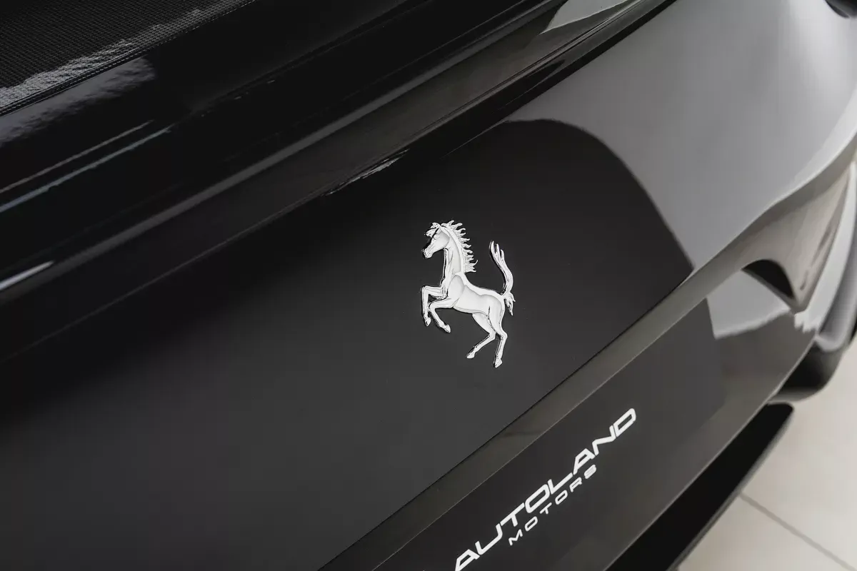 2019 FERRARI 812 SUPERFAST | GCC SPECS | LOW MILEAGE-15-15