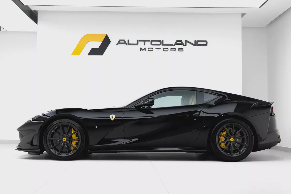 2019 FERRARI 812 SUPERFAST | GCC SPECS | LOW MILEAGE-4-4