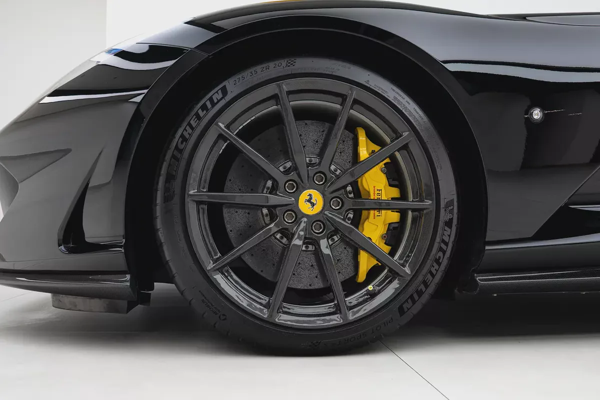 2019 FERRARI 812 SUPERFAST | GCC SPECS | LOW MILEAGE-5-5