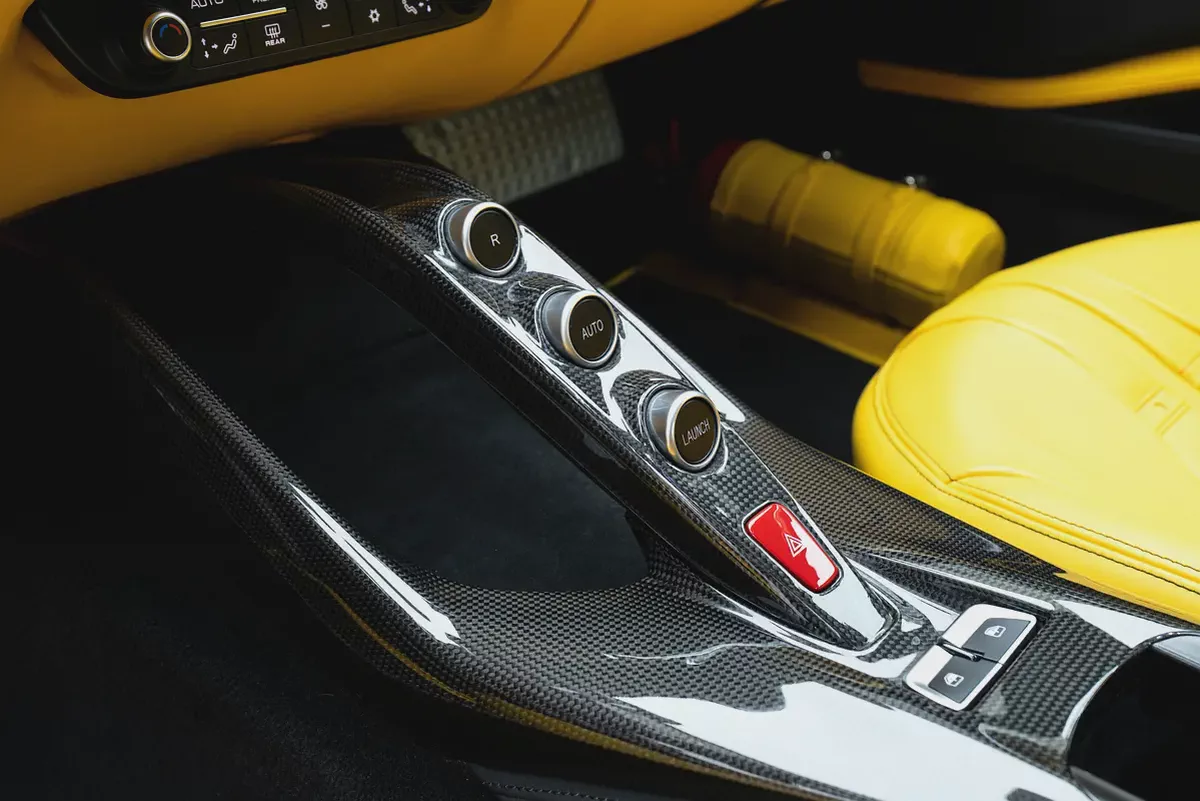 2019 FERRARI 812 SUPERFAST | GCC SPECS | LOW MILEAGE-7-7