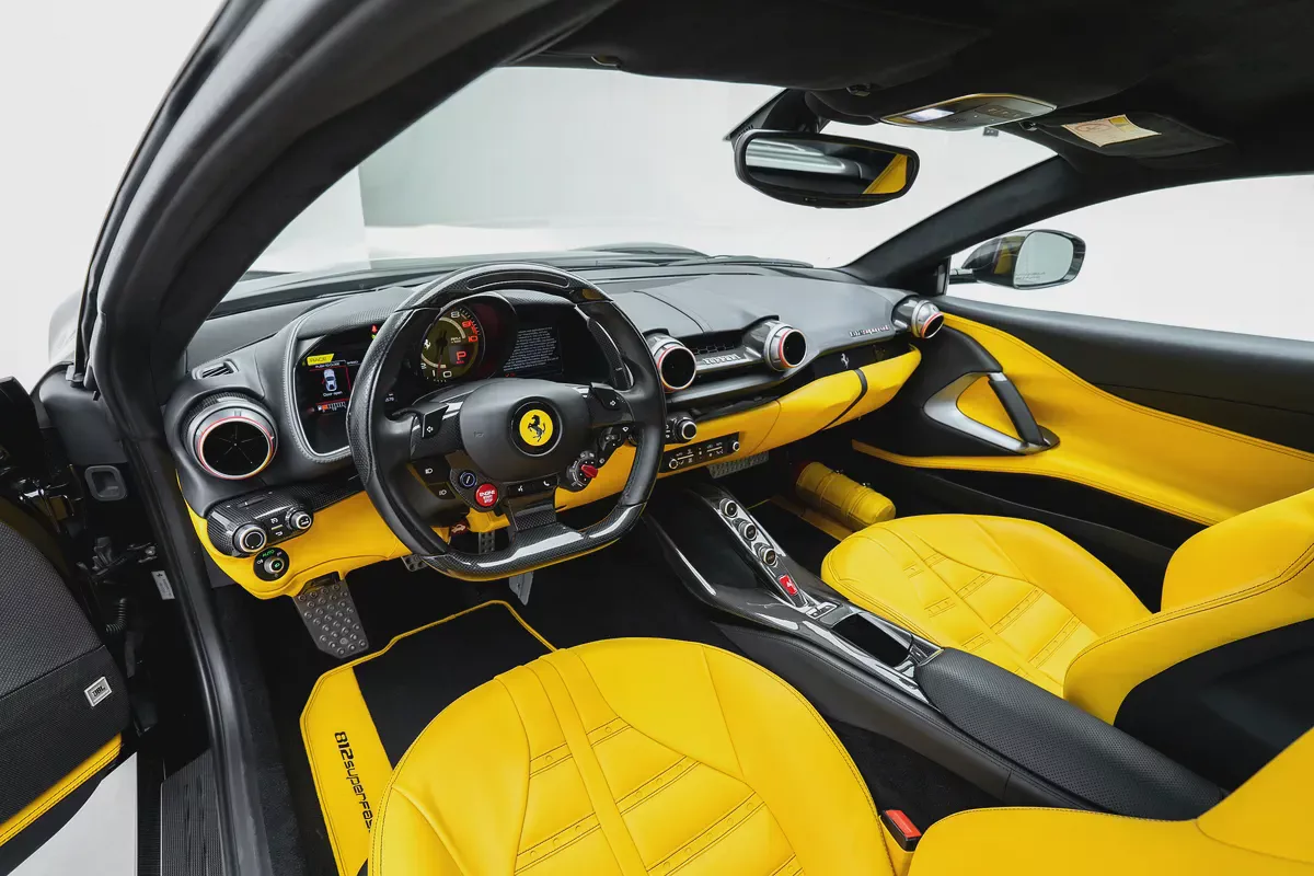 2019 FERRARI 812 SUPERFAST | GCC SPECS | LOW MILEAGE-8-8