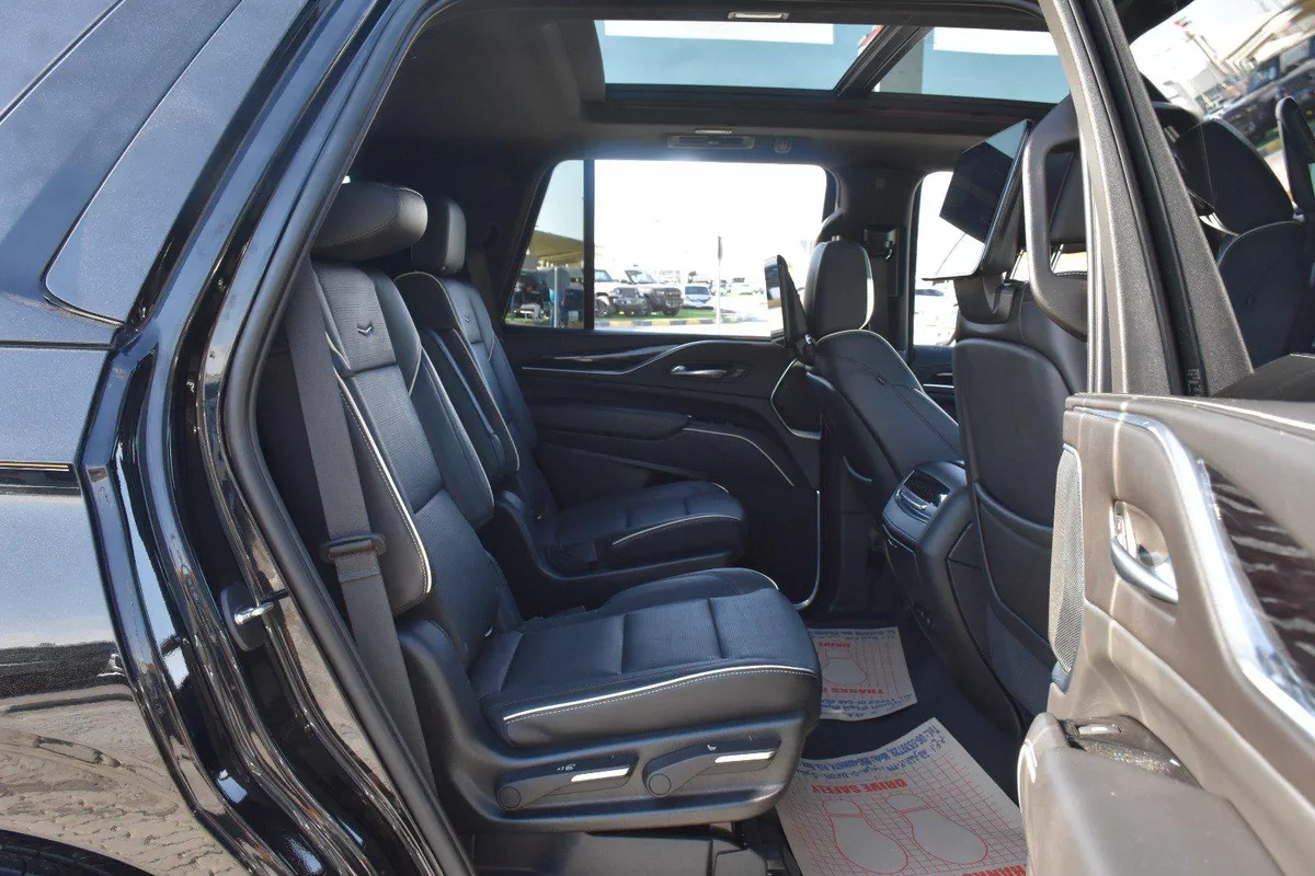 CADILLAC ESCALADE LUXURY 2023 | BLACK-1-1