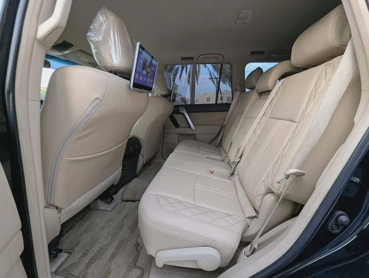 2023 Toyota Prado TXL - V4 2.7L - GCC Specs - Like New-7-7