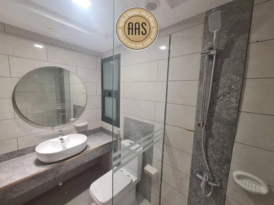 Lavish brand new luxurious huge 1bhk with all amenities-9