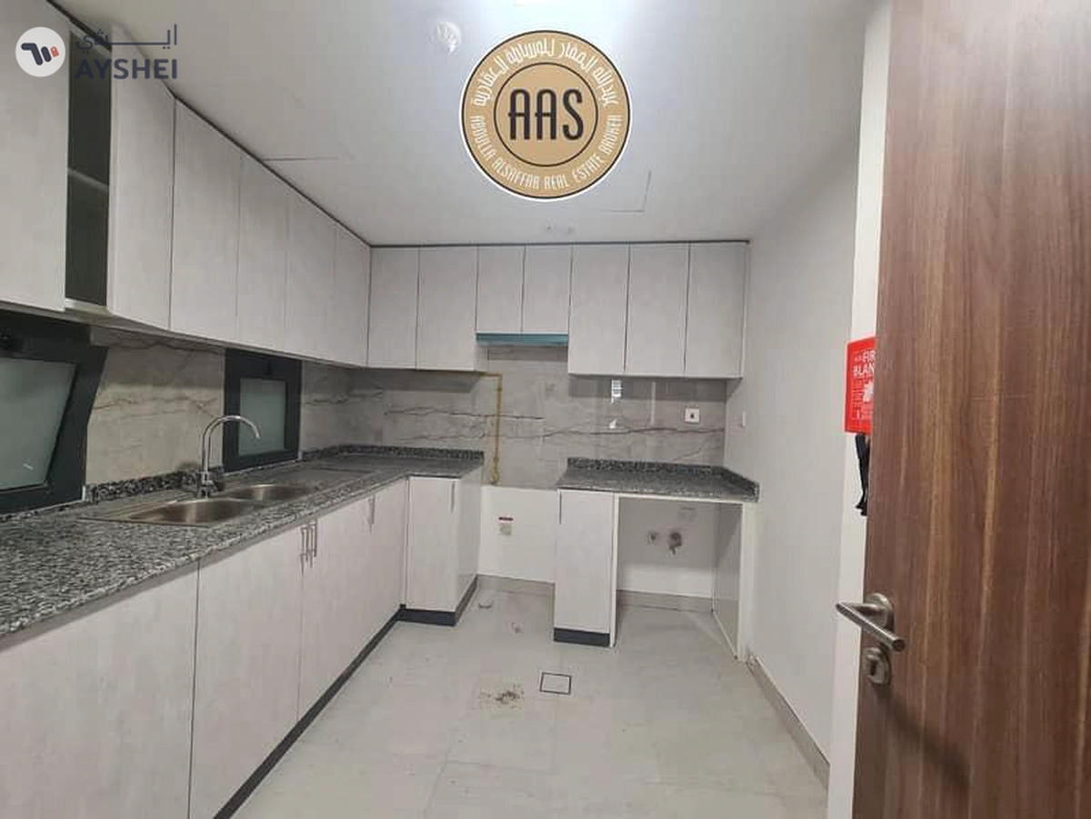 Lavish brand new luxurious huge 1bhk with all amenities-3-3