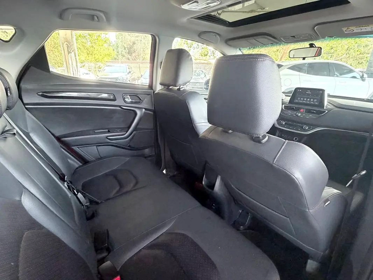Gcc Specs, 77000 km, Service History-1-1