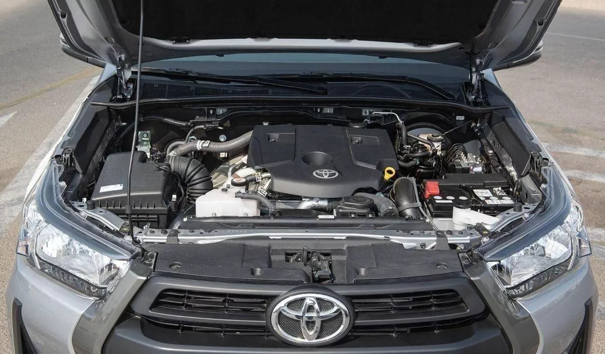 Toyota Hilux SGLX TOYOTA HILUX 2.4L MID OPTION A/T MY2025 FOR EXPORT-11-0