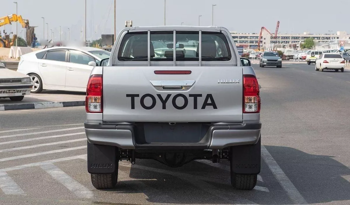 Toyota Hilux SGLX TOYOTA HILUX 2.4L MID OPTION A/T MY2025 FOR EXPORT-7-0