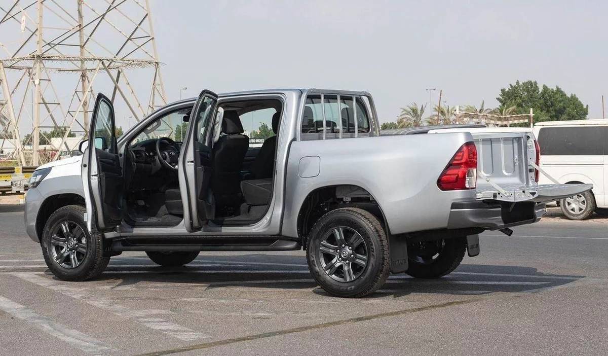 Toyota Hilux SGLX TOYOTA HILUX 2.4L MID OPTION A/T MY2025 FOR EXPORT-8-0