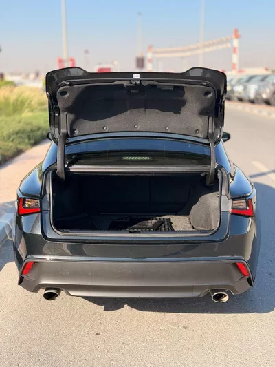 Lexus IS300  Lexus IS 300 2024-16
